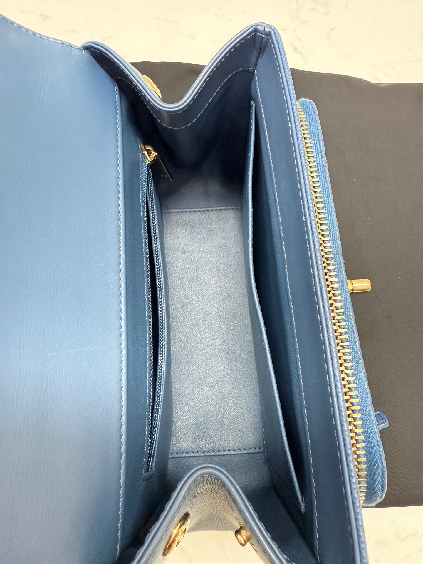 Chanel - Flap Bag with Top Handle - Caviar leather - Blue - (Small)