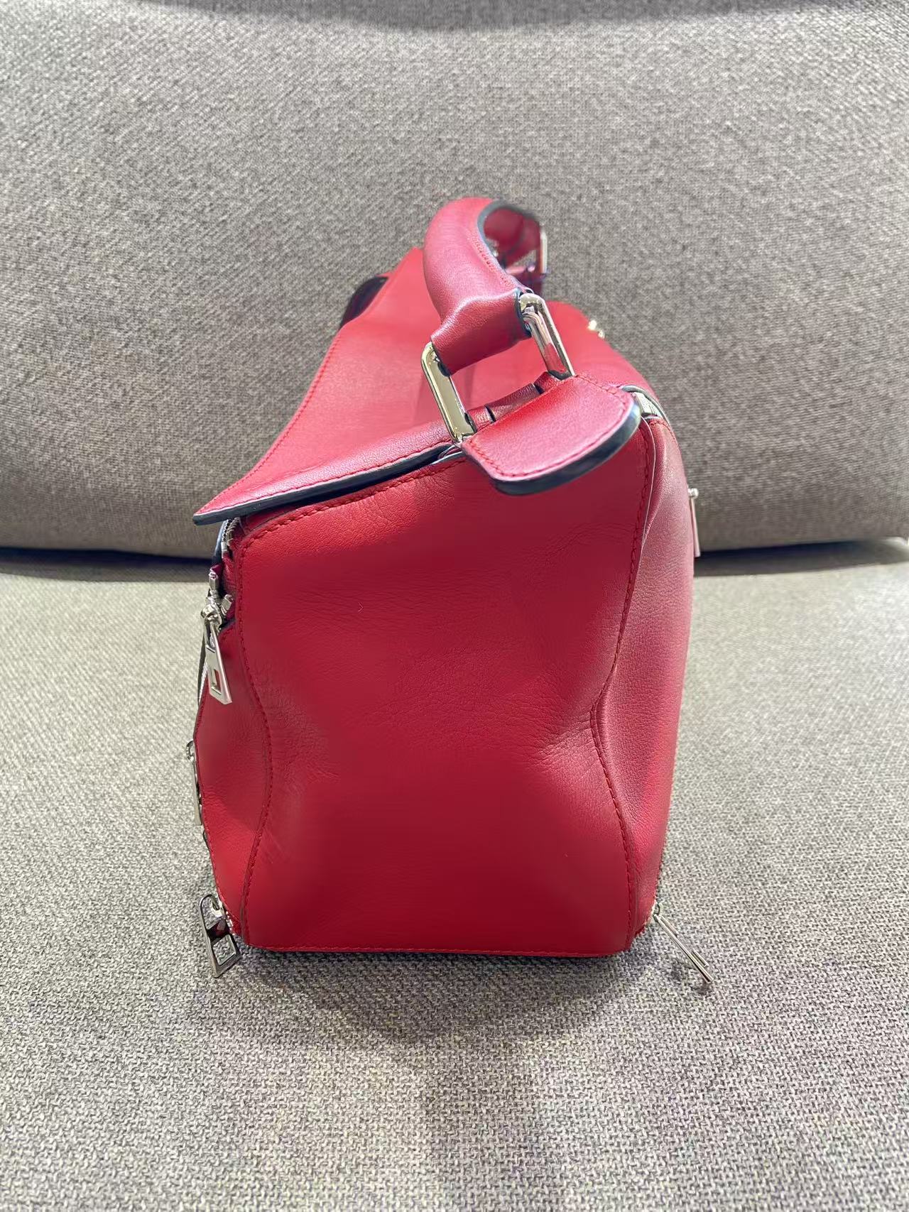 Loewe - Puzzle Bag - Classic calfskin leather - Red - (Medium)