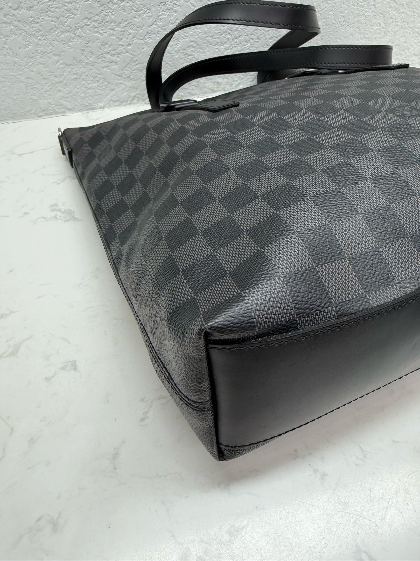 Louis Vuitton - Sac Plat PM - Damier Graphite coated canvas with leather trim - Black - (medium)
