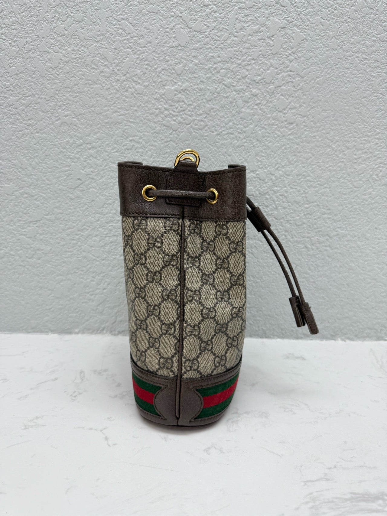Gucci - Ophidia Small Bucket Bag - GG Supreme canvas with leather trim - Beige and Brown with Red and Green Web stripe - (Small)