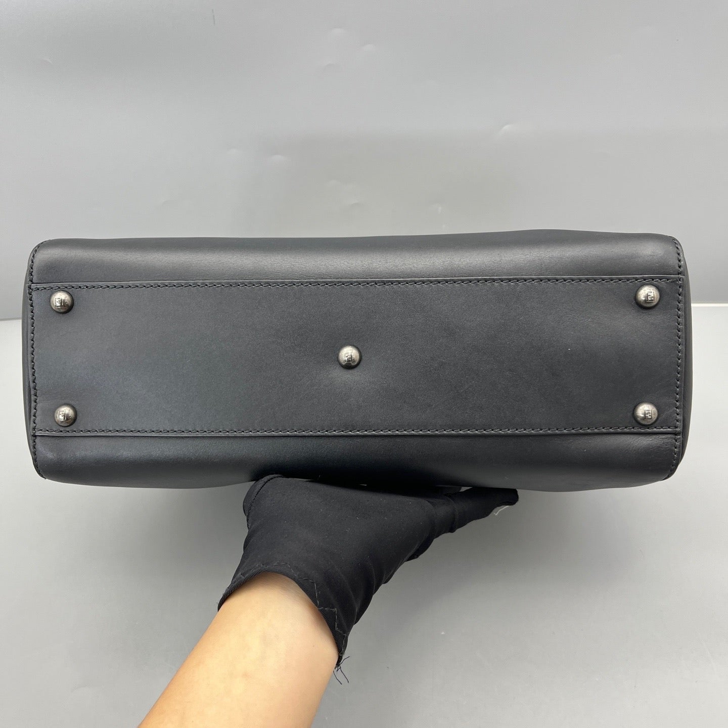 Fendi - Peekaboo Medium - Leather - Black - (medium)