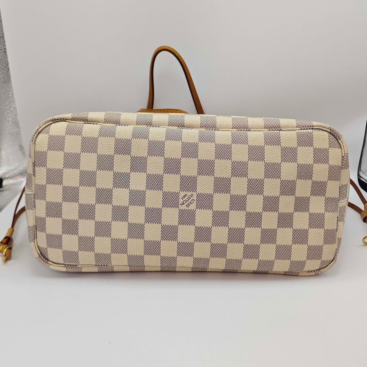 Louis Vuitton - Neverfull MM - Canvas - White - (Medium)