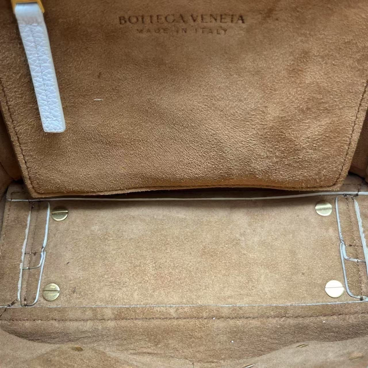 Bottega Veneta - Arco Shoulder Bag - Leather - White - (small)