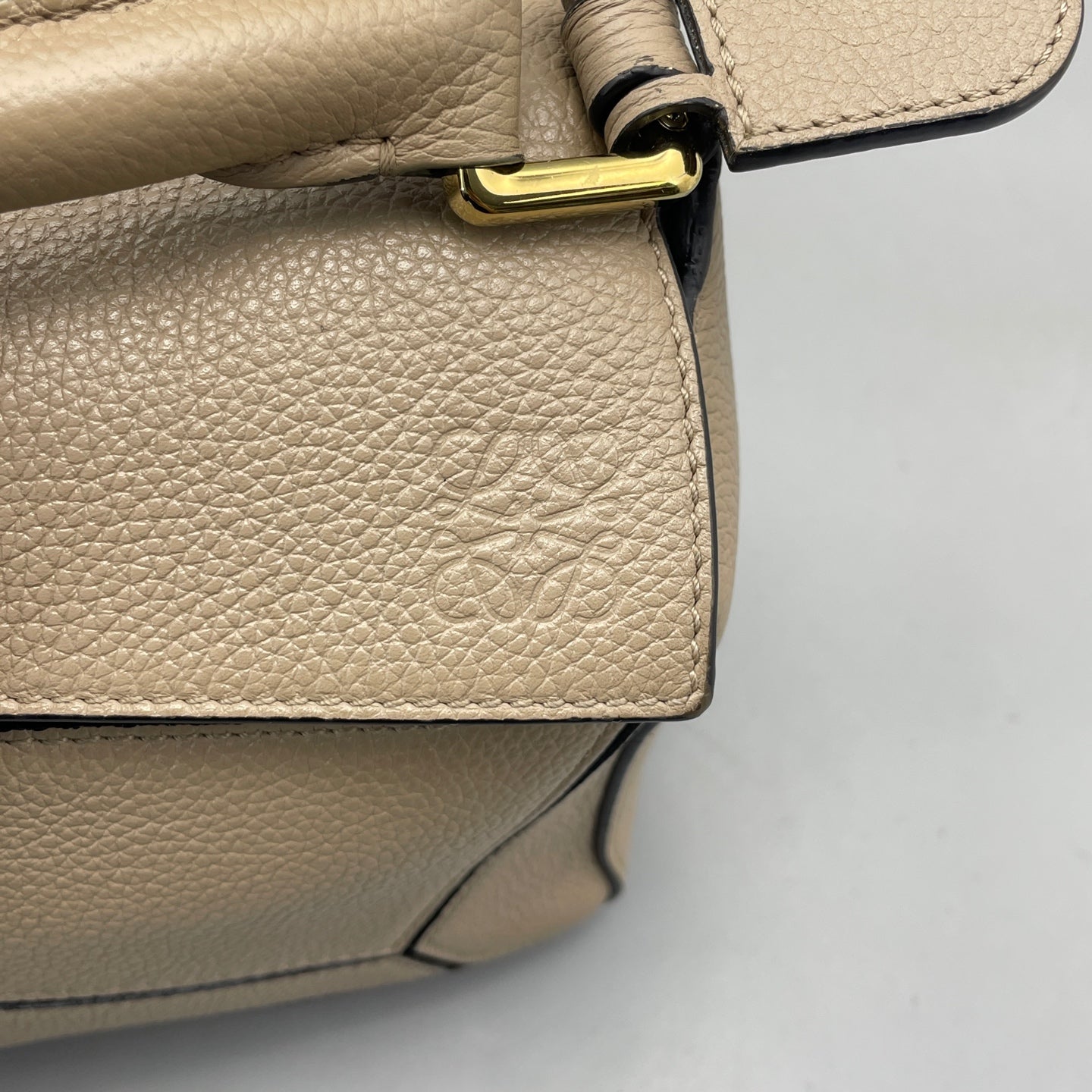 Loewe - Puzzle Bag - Grained calfskin leather - Beige - (Small)