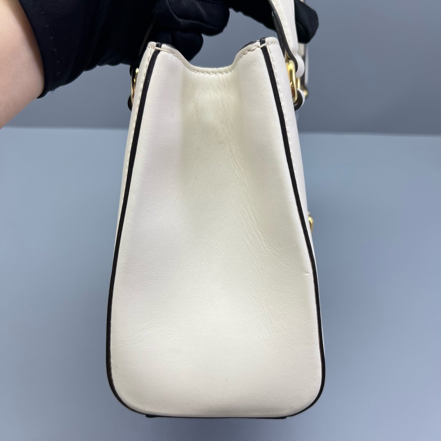 Gucci - Sylvie Top Handle Bag - Leather - White - (small)