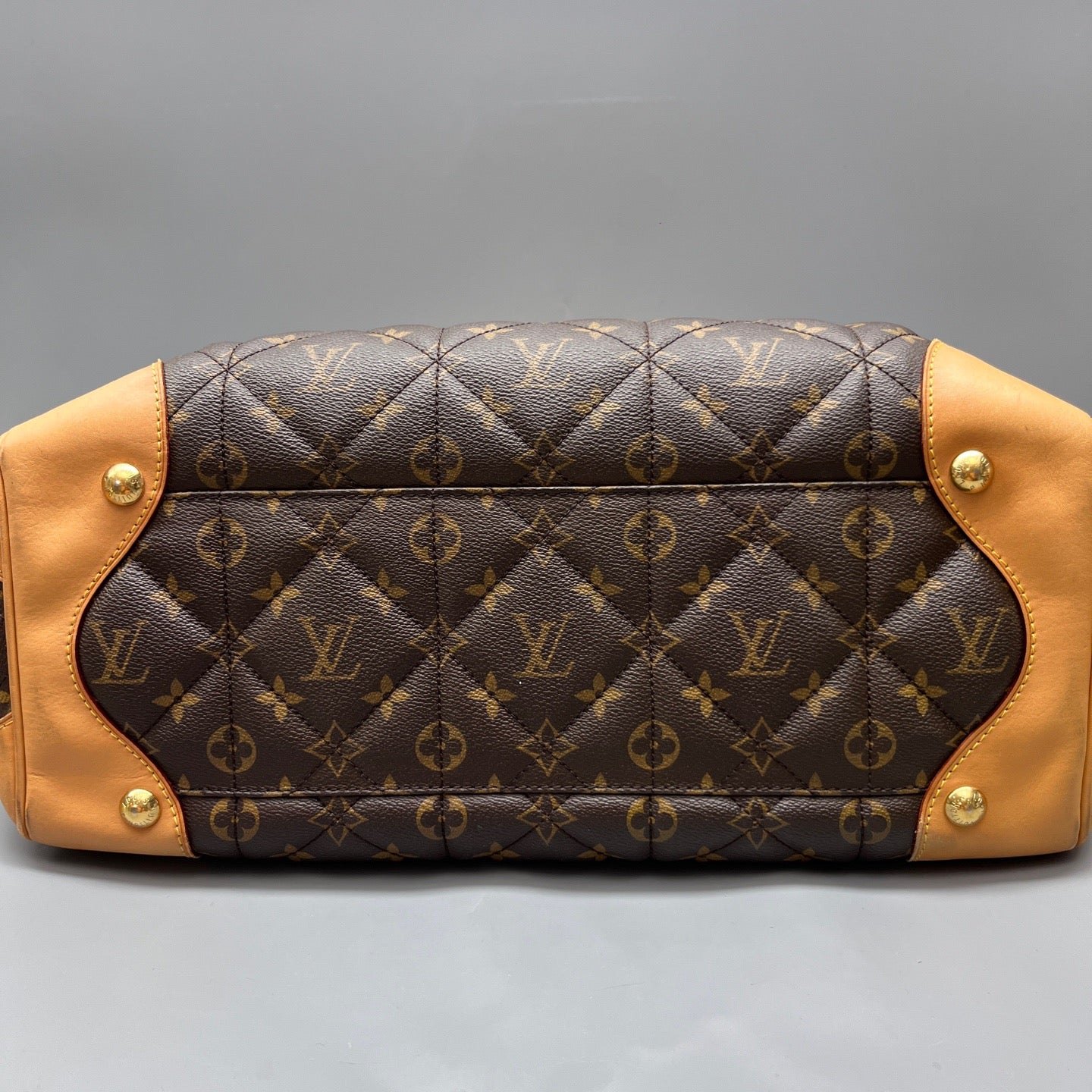 Louis Vuitton - Monogram Quilted Satchel - Monogram coated canvas with Vachetta leather trim - Brown - (Medium)