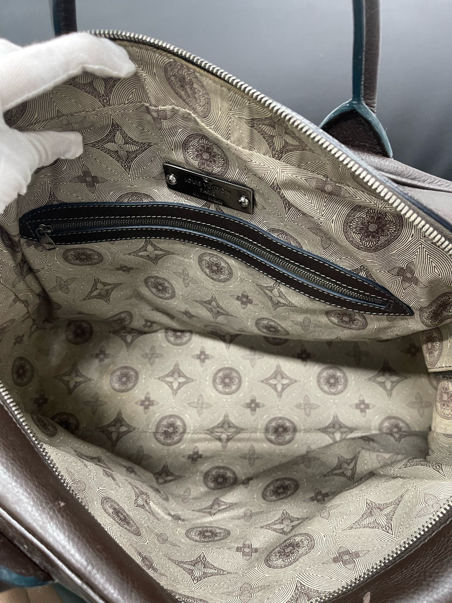 Louis Vuitton - Briefcase - Pebbled Leather - Brown - (Medium)