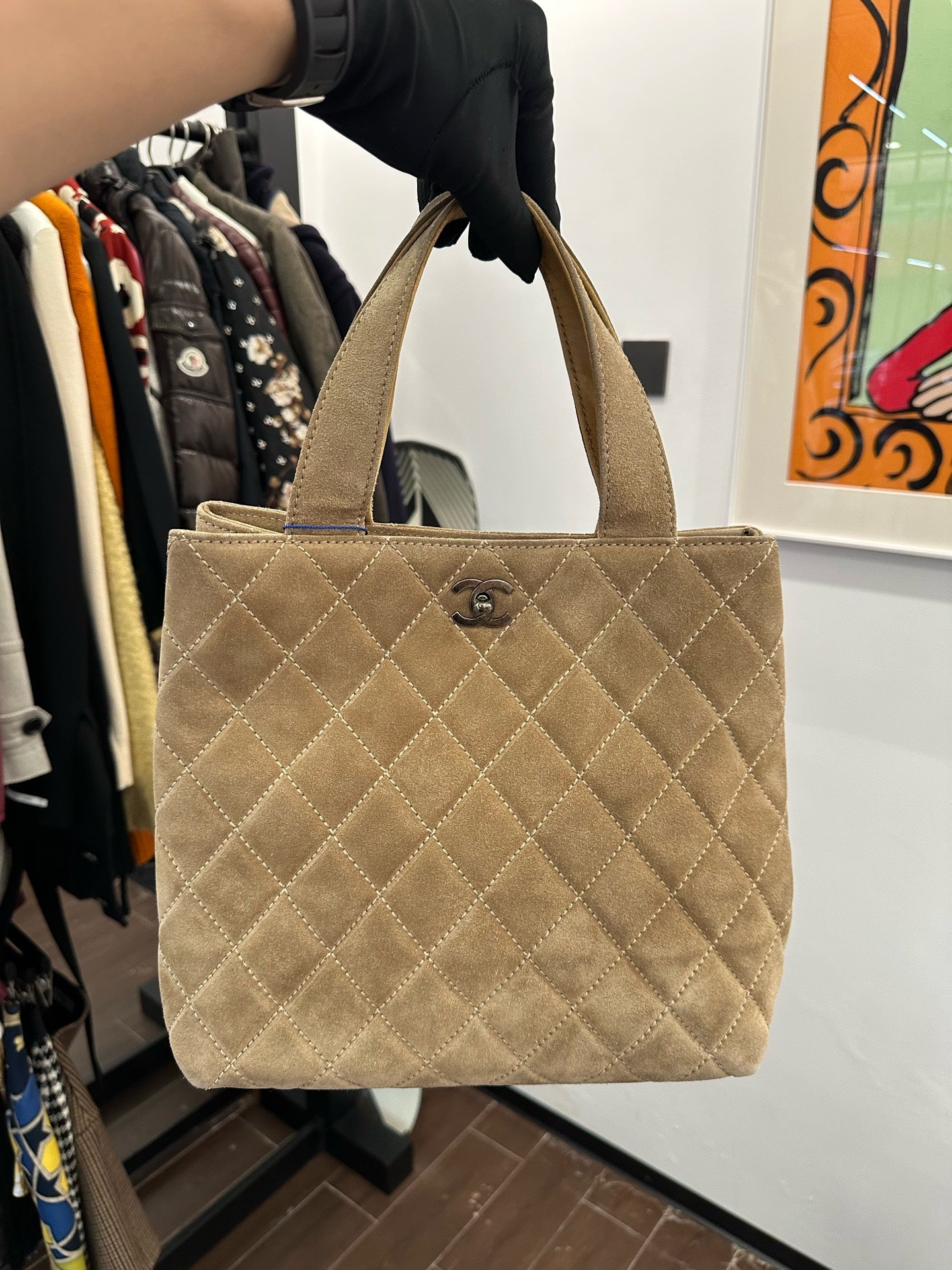 Chanel - Vivian Shoulder Bag - Suede - Brown - (Medium)