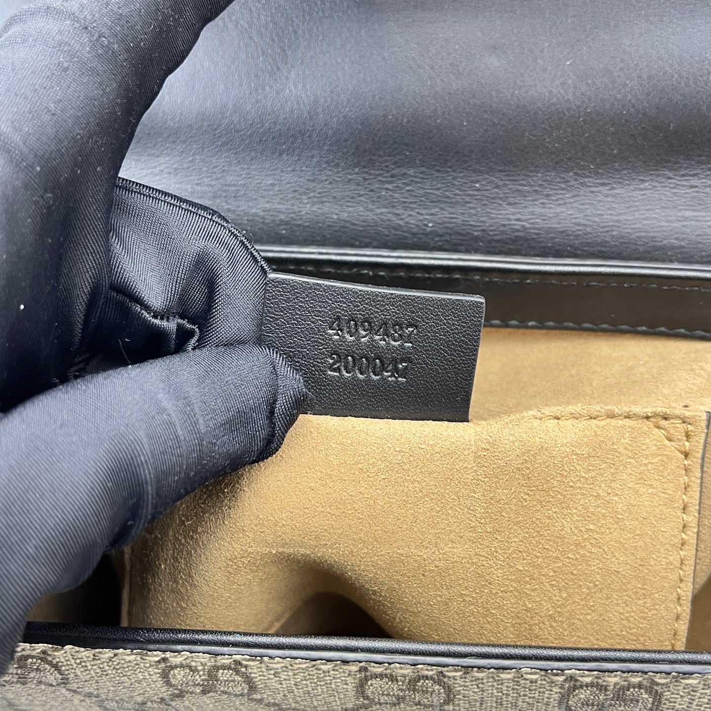 Gucci - Padlock Small Shoulder Bag - GG Supreme canvas with leather trim - Beige, Black and Brown - (Small)