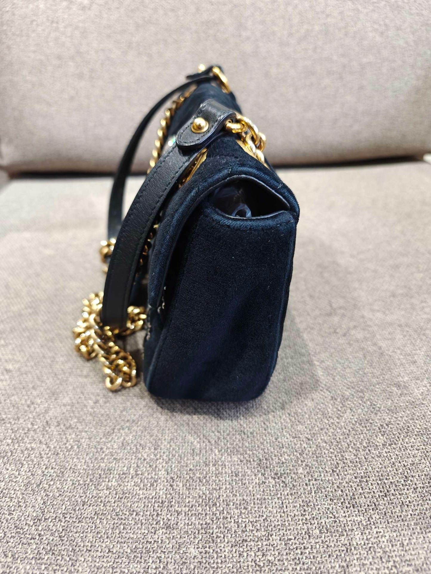 Gucci - GG Marmont 26 Rhinestone Velvet Shoulder/Crossbody Bag - Velvet - Black - (Medium)