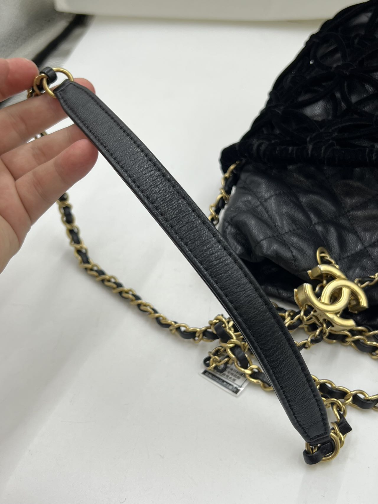 Chanel - Bucket Bag - Velvet mesh and quilted lambskin leather - Black - (mini)