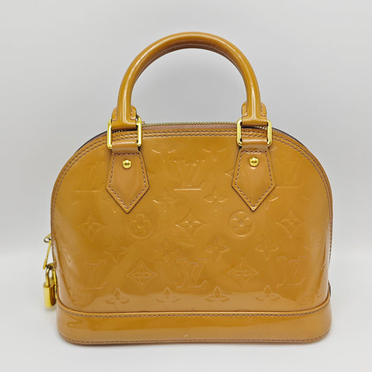 Louis Vuitton - Alma BB - Patent leather - Camel with Gold-Tone Hardware - (mini)