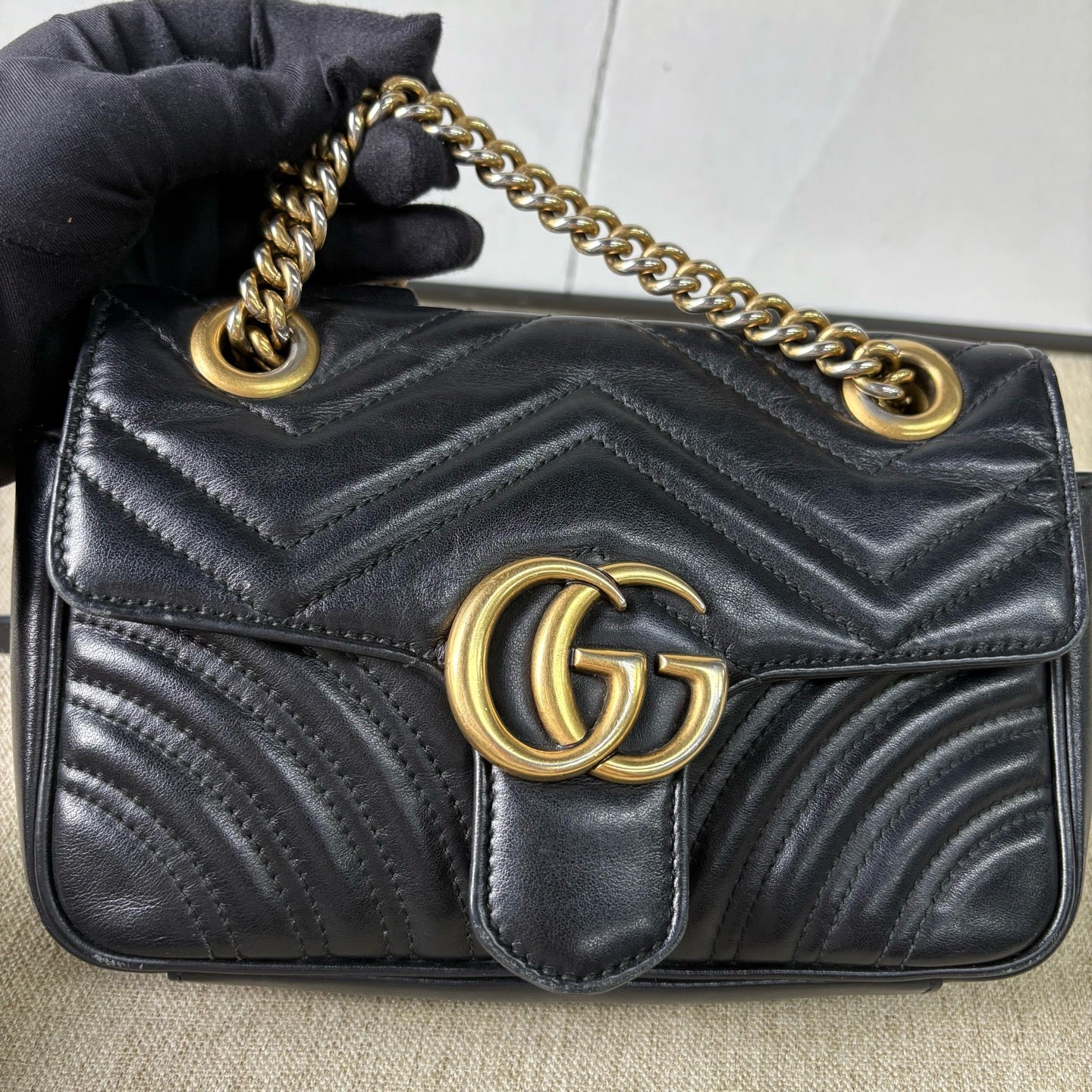 Gucci - GG Marmont Mini Shoulder Bag - Leather - Black with Gold-Tone Hardware - (mini)