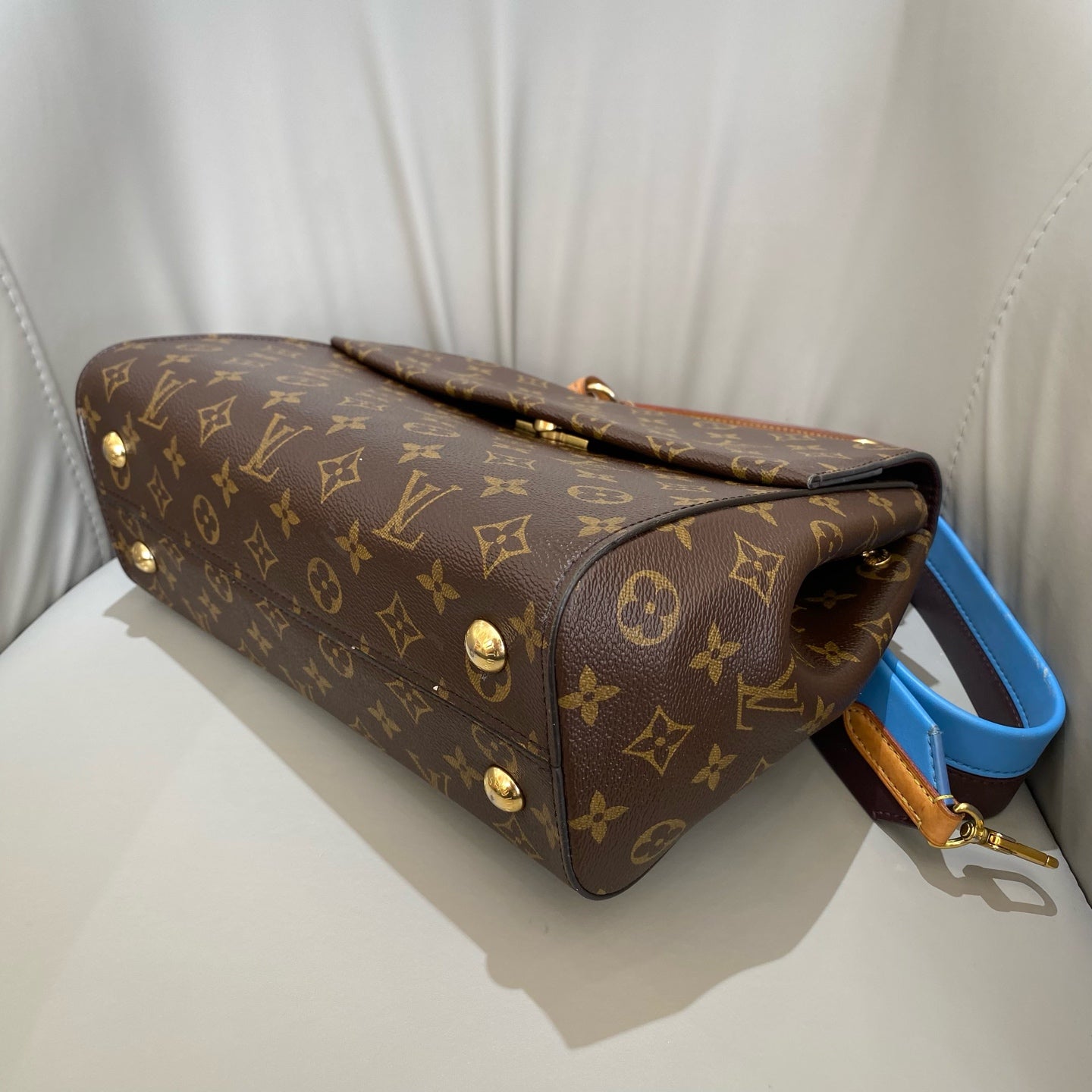 Louis Vuitton - Cluny MM - Monogram coated canvas with Vachetta leather trim - Brown - (Medium)