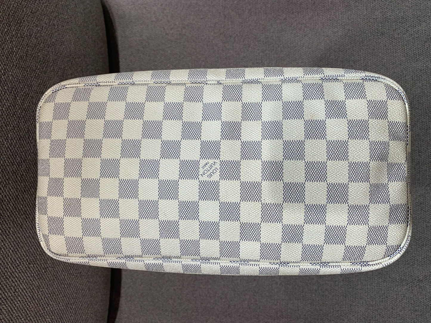 Louis Vuitton - Neverfull MM - Damier Azur coated canvas with natural cowhide leather (Vachetta) trim - White - (Medium)