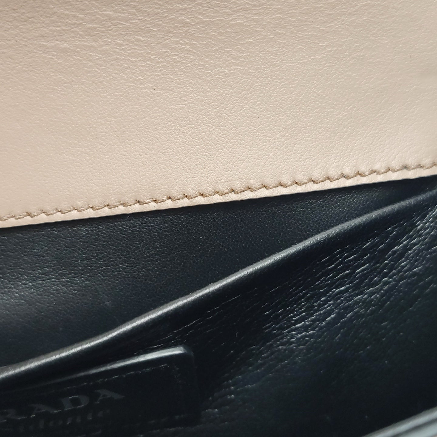 Prada - Sidonie - Leather - Pink - (medium)