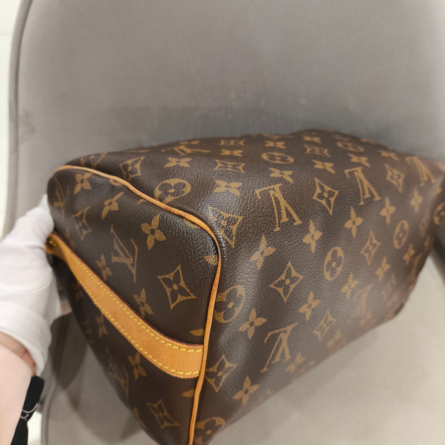 Louis Vuitton - Speedy 25 Bandouliere - Monogram coated canvas with natural cowhide leather trim - Brown - (Small)