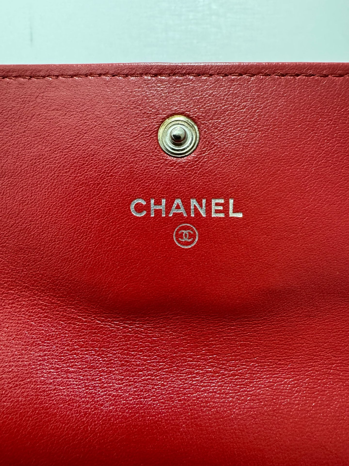 Chanel - Classic Flap Long Wallet - Caviar leather - Red - (medium)