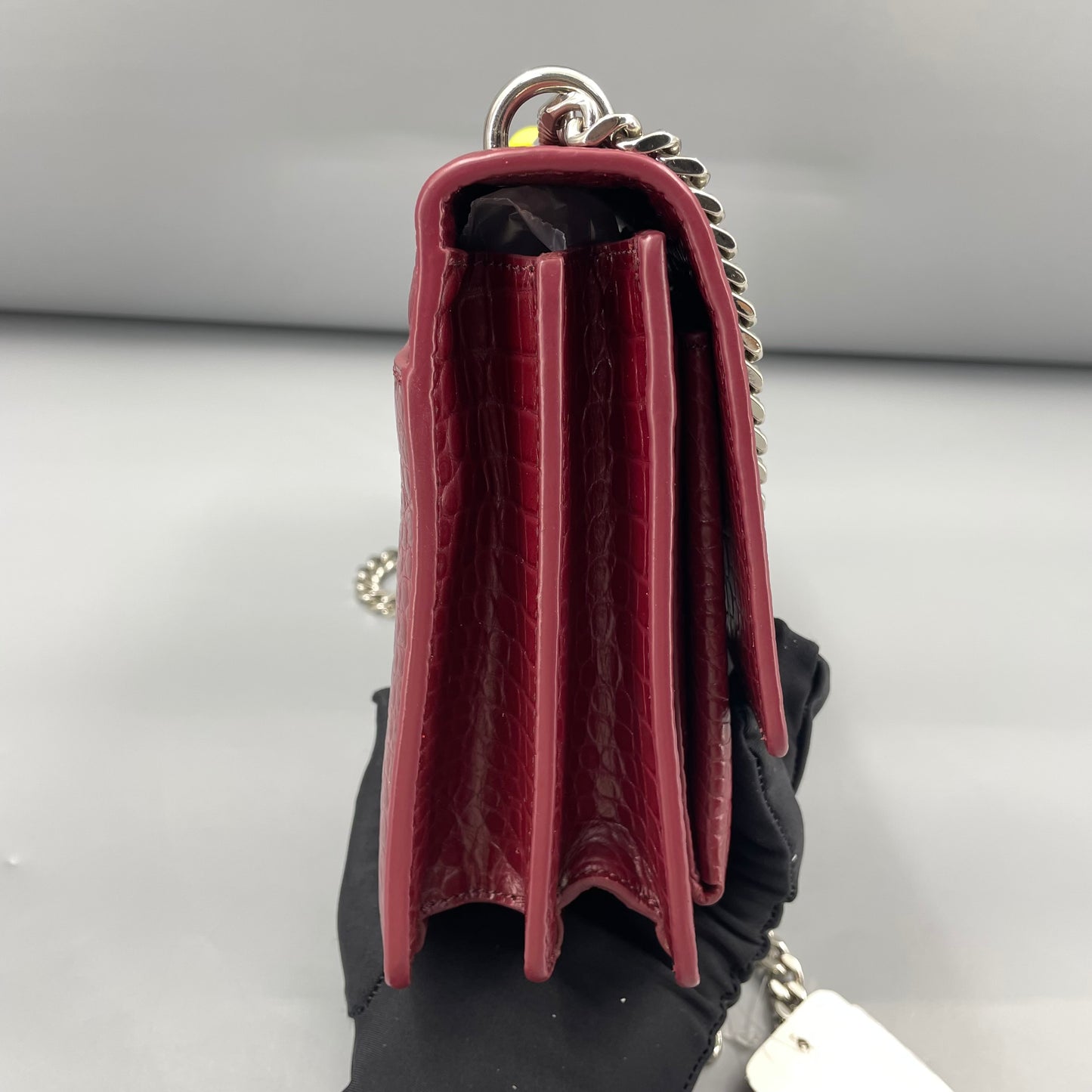 Saint Laurent - Sunset Medium - Calfskin leather with crocodile embossing - Burgundy - (Medium)