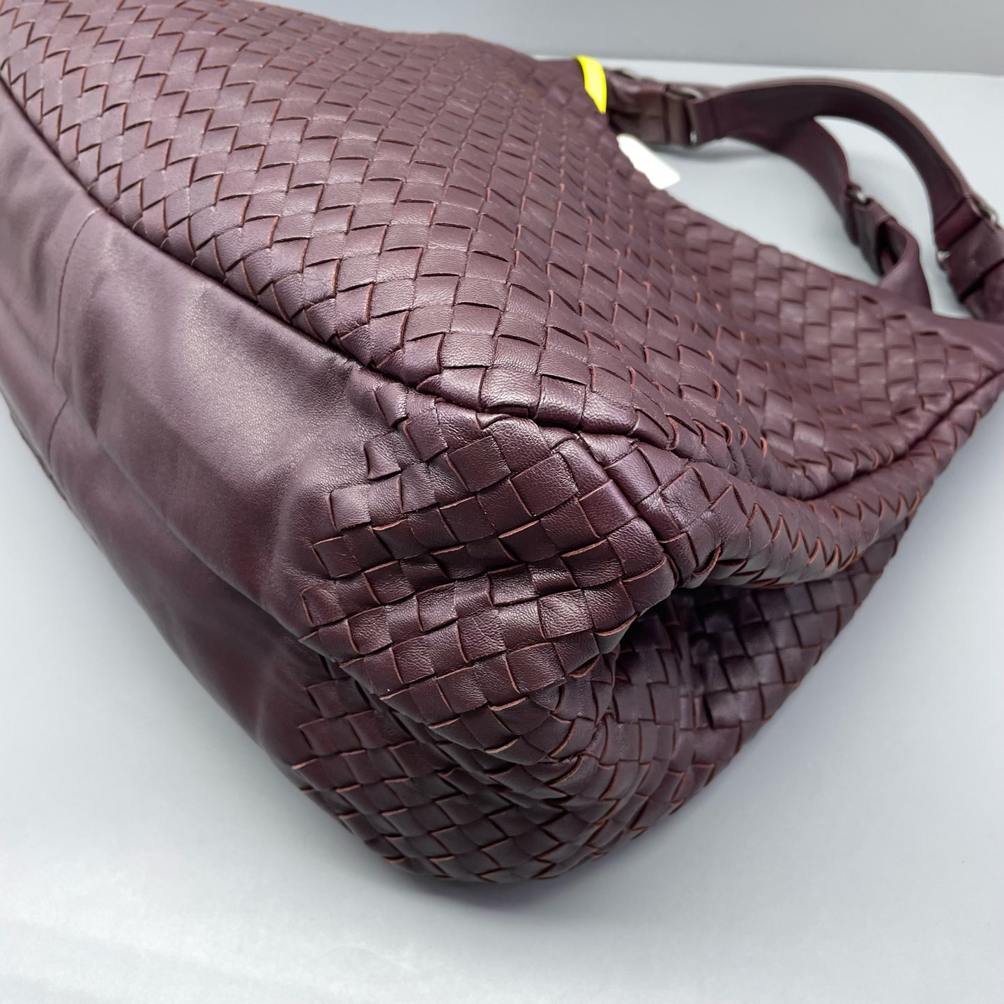 Bottega Veneta - Veneta Hobo Bag - Nappa leather - Burgundy - (Medium)