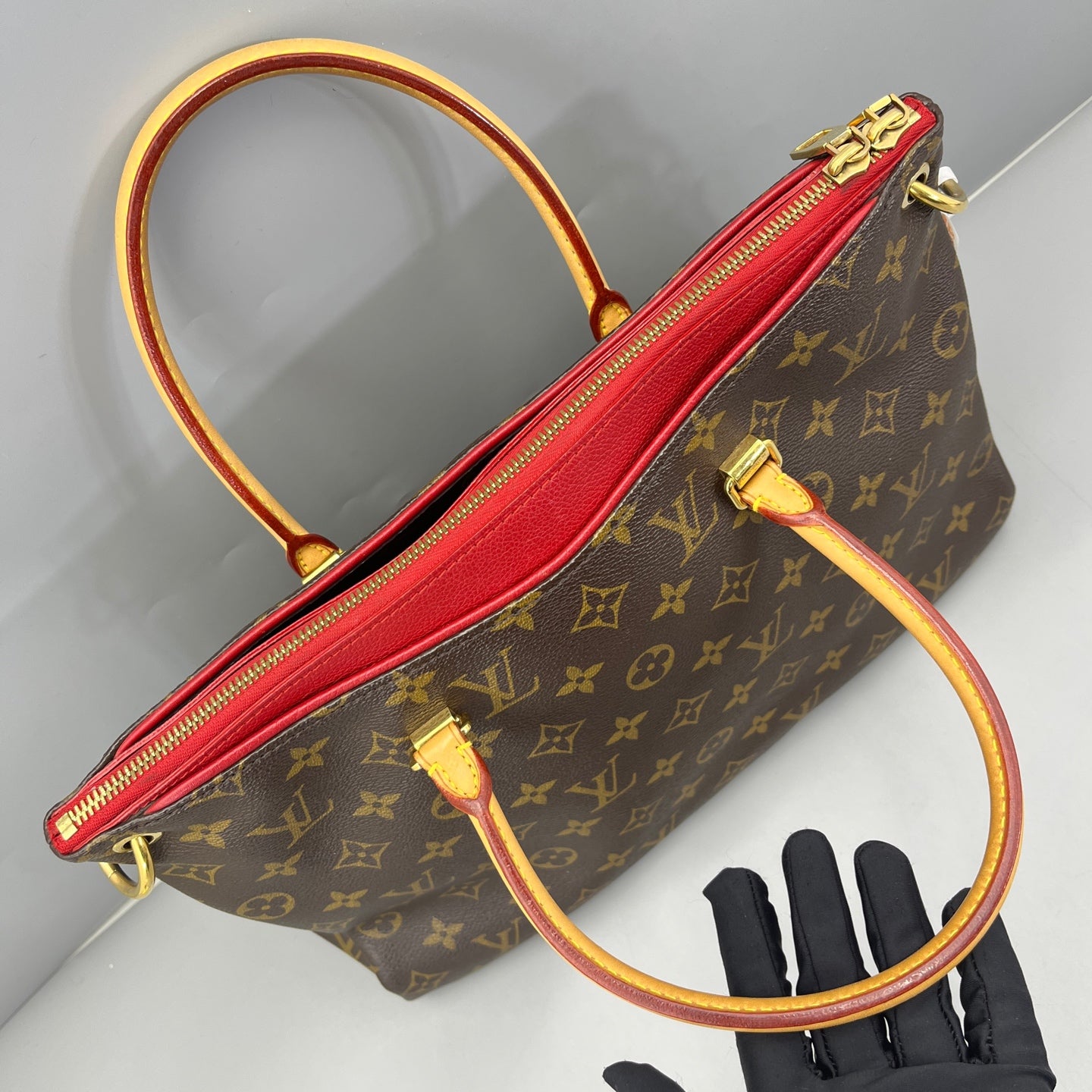Louis Vuitton - Totally MM - Monogram coated canvas, Vachetta leather - Brown, Red - (Medium)