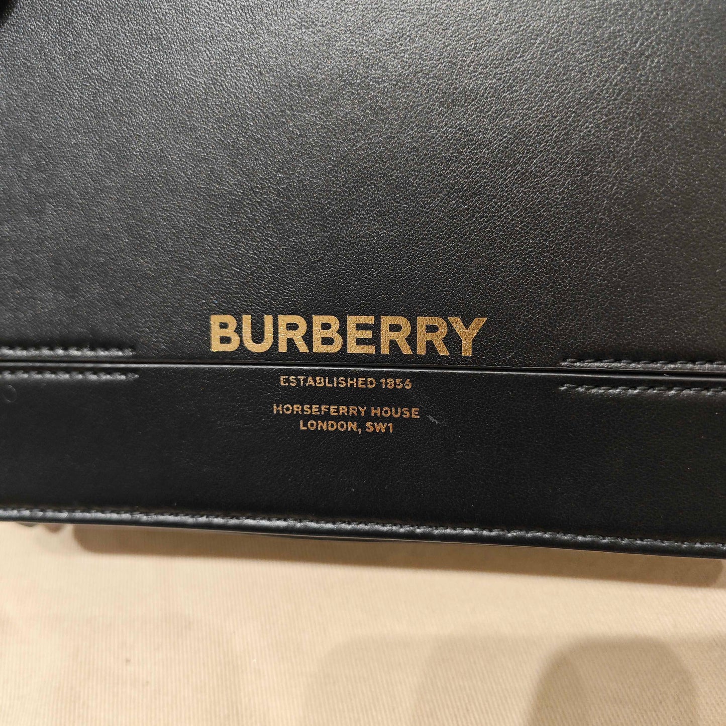 Burberry - Horseferry Logo Flap Bag - Leather - Black - (Small)