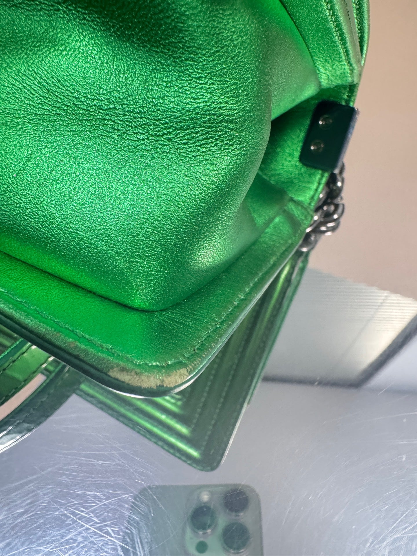 Chanel - Le Boy Small - Patent leather with metallic leather accents - Green - (Small)