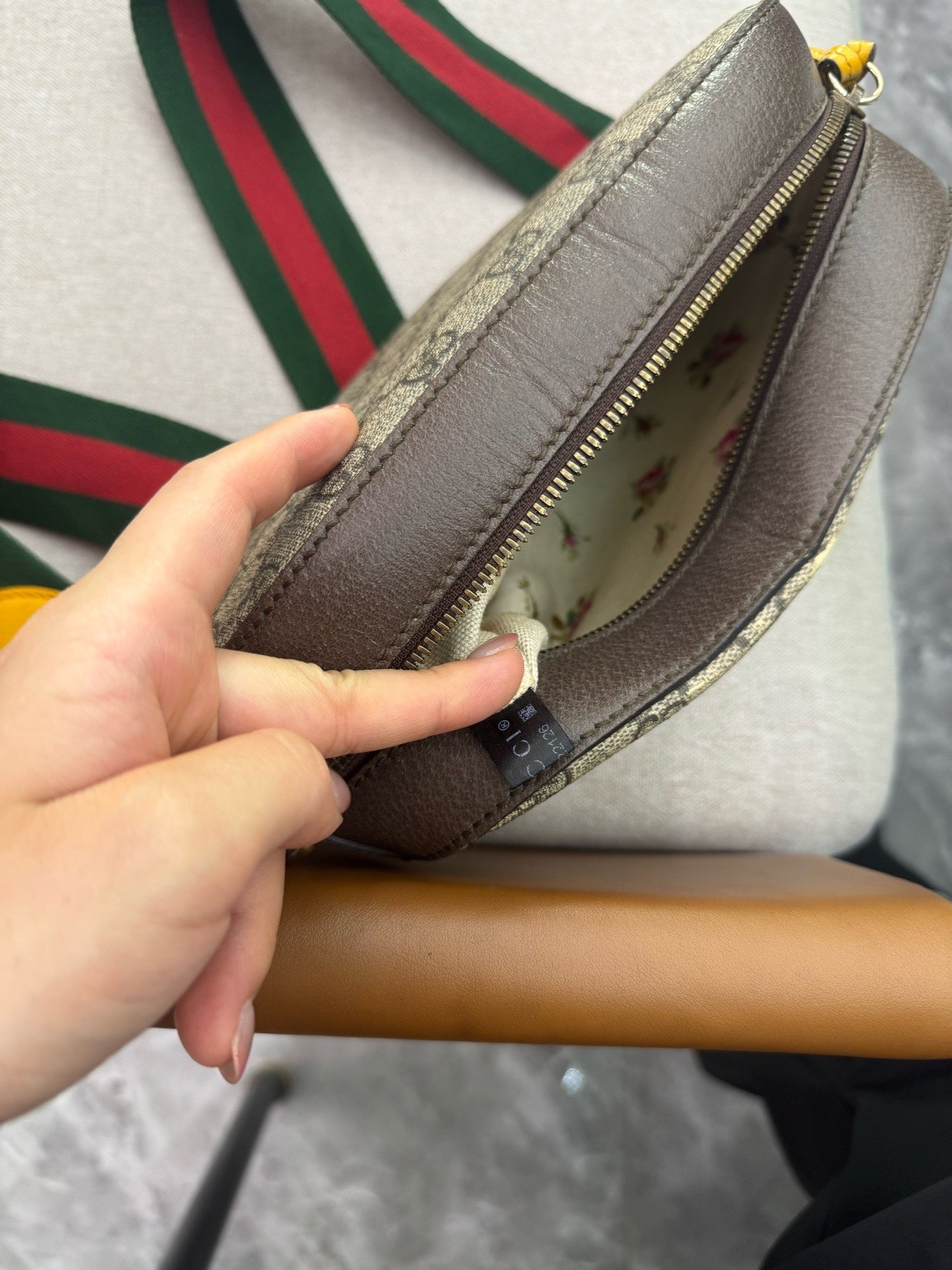 Gucci - Neo Vintage Tiger Head Camera Bag - Canvas - Beige - (Small)