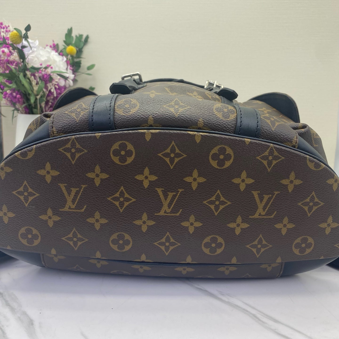 Louis Vuitton - Christopher - Monogram coated canvas with black leather trim - Brown - (large)