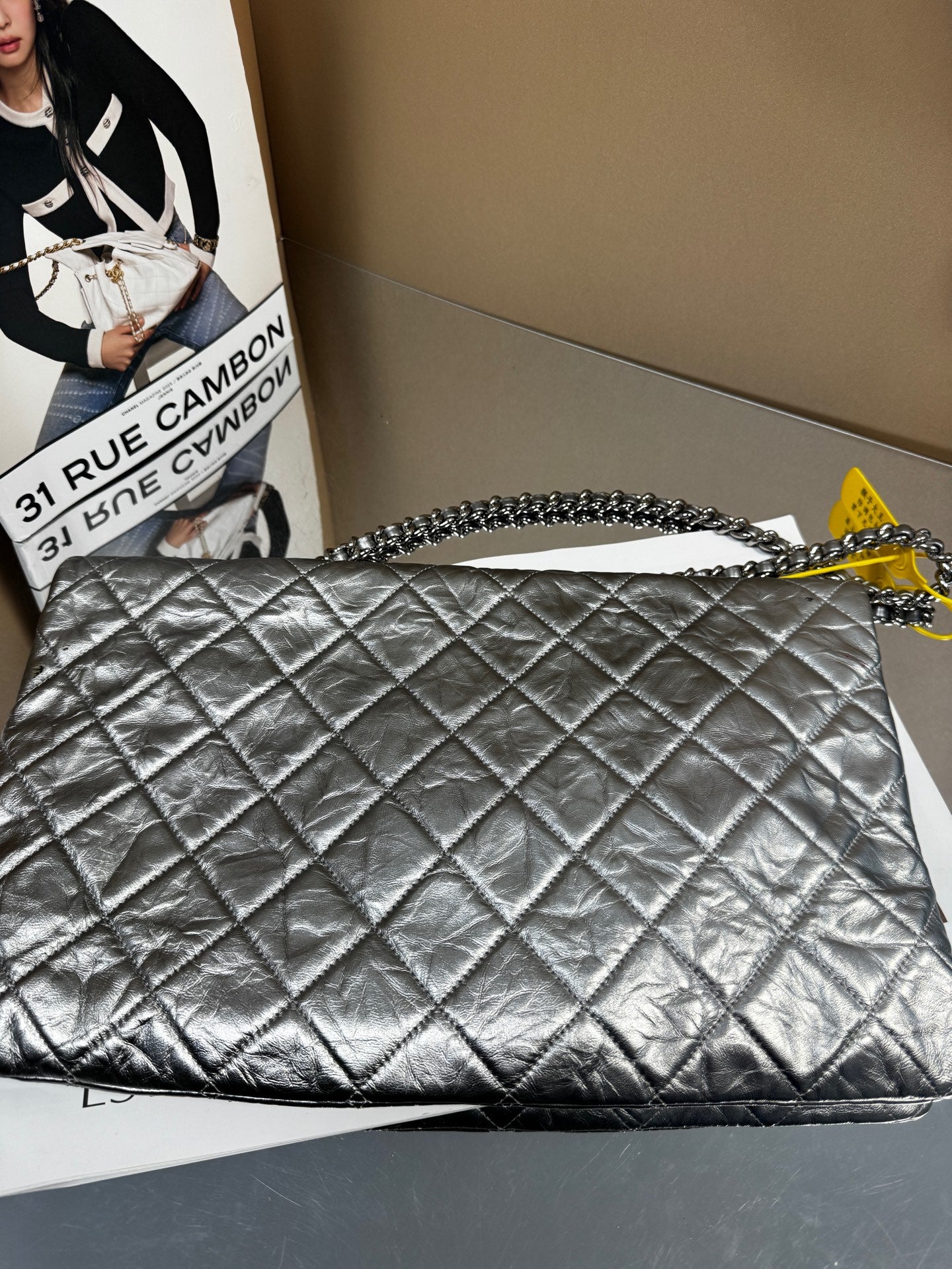 Chanel - Large Flap Bag - Aged calfskin leather - Silver - (Medium)