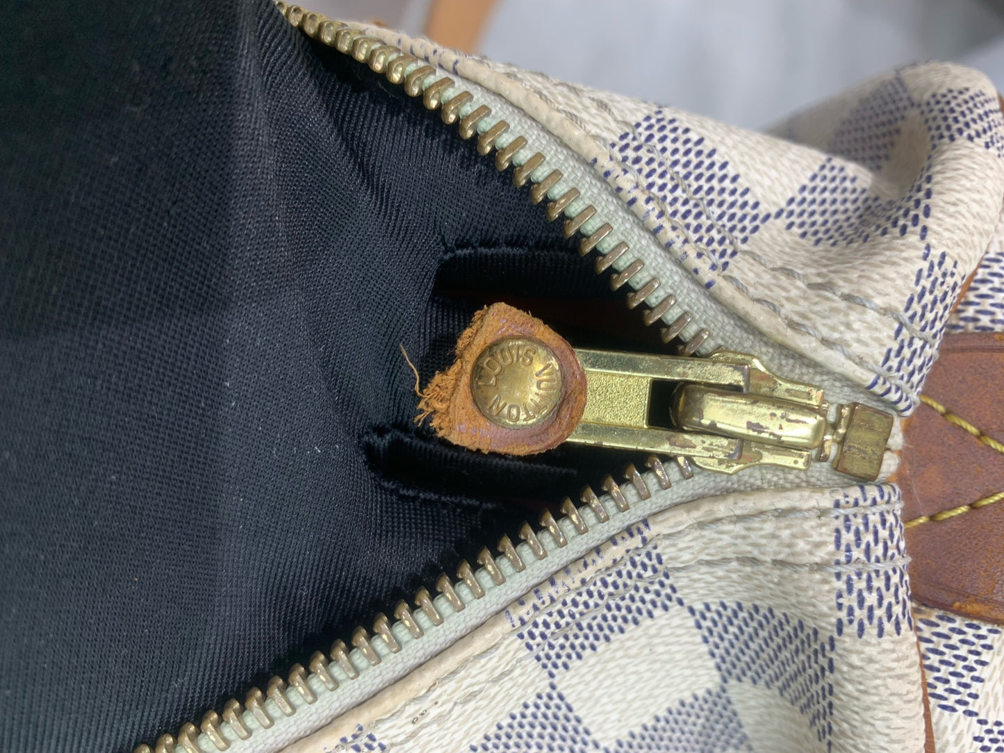 Louis Vuitton - Speedy 30 - Damier Azur coated canvas with Vachetta leather trim - White - (Medium)