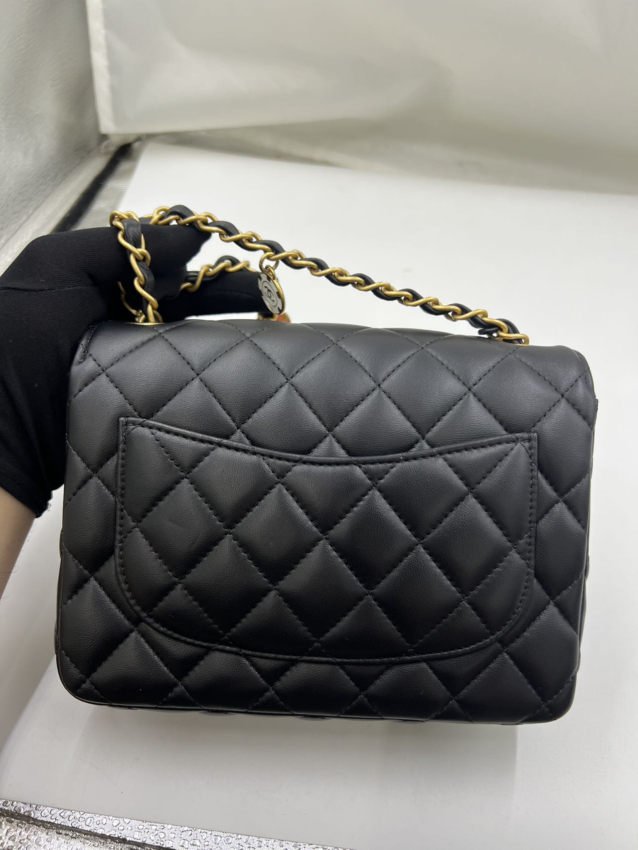 Chanel - Rectangular Mini Flap Bag with Coin Charm Chain - Lambskin leather - Black - (mini)