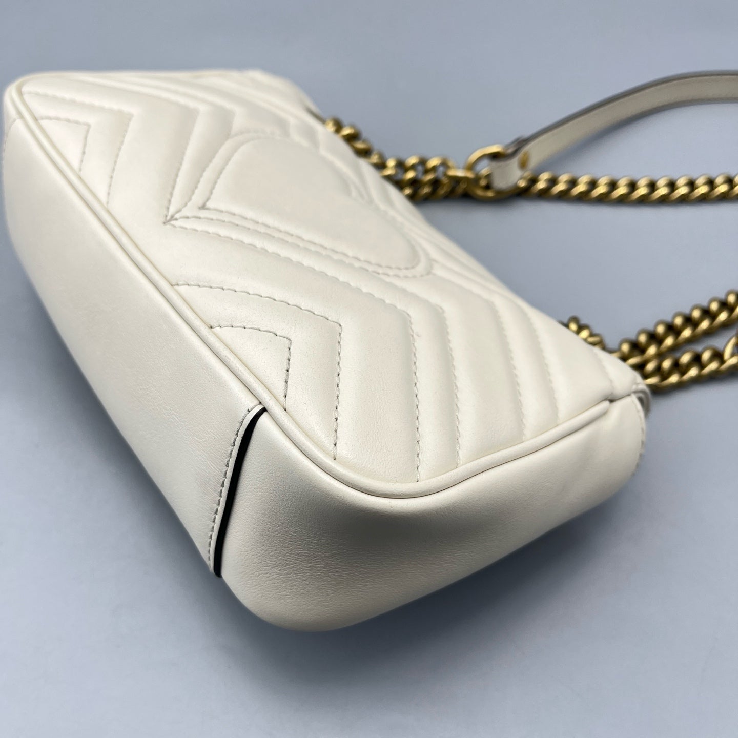 Gucci - GG Marmont Matelassé Mini - Leather - Off-white with Gold-Tone Hardware - (mini)