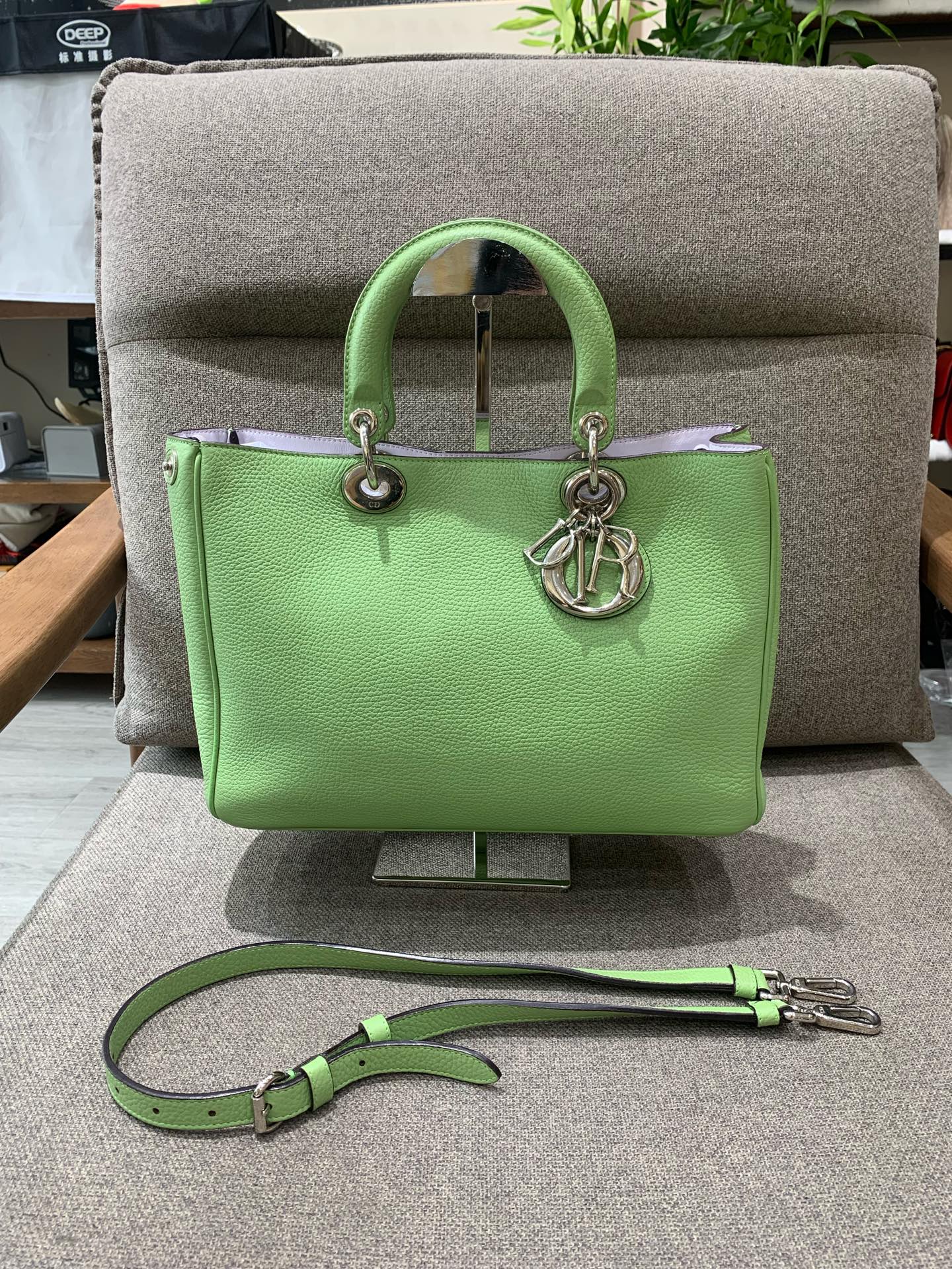 Dior - Diorama Top Handle Bag - Pebbled leather - Green - (Small)