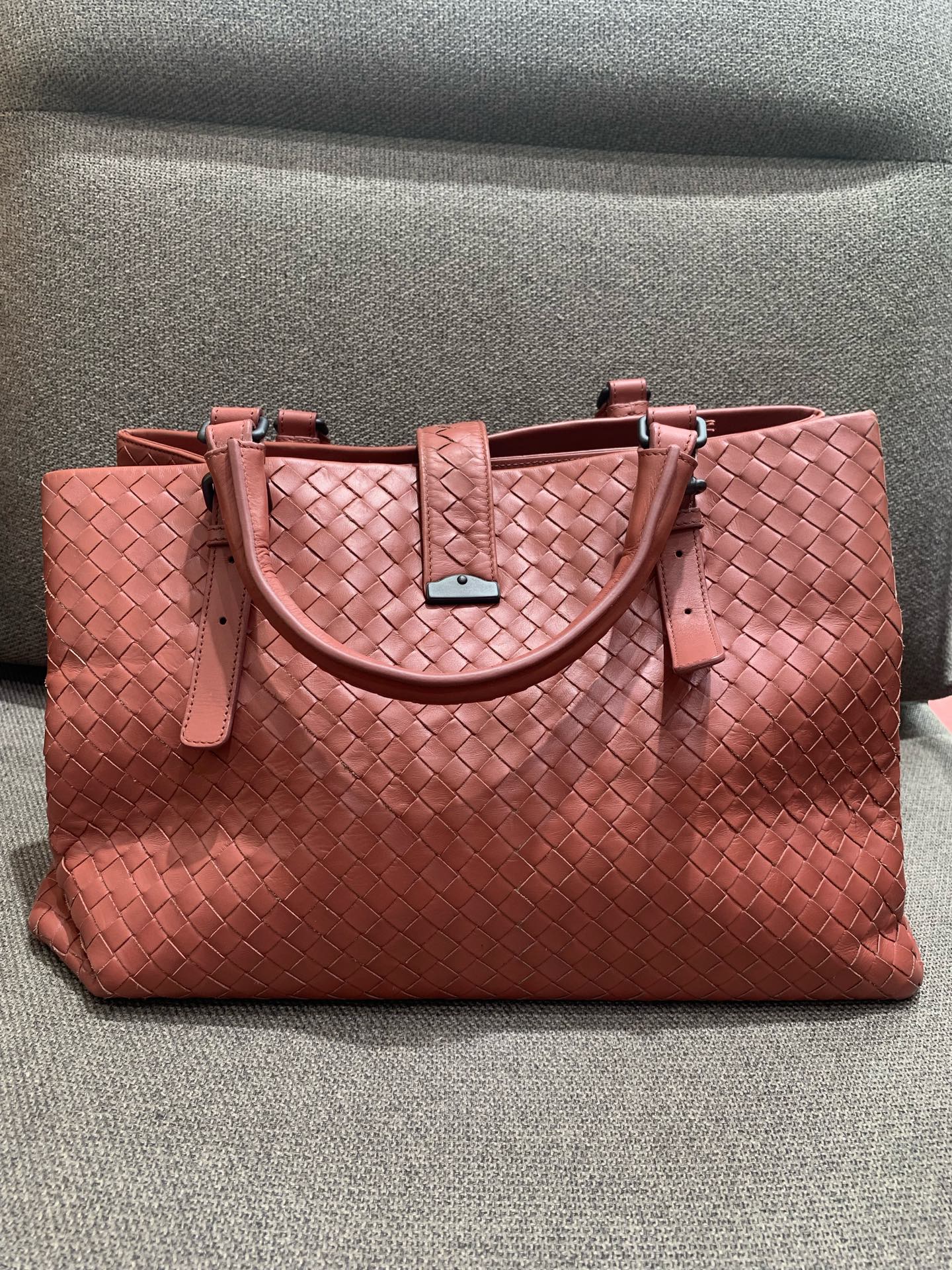 Bottega Veneta - Roma - Leather - Pink - (Large)