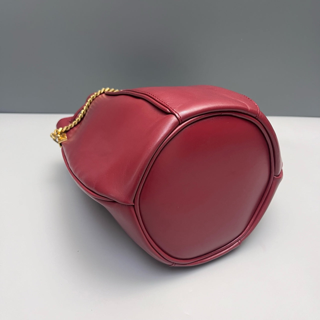 Saint Laurent - Chain Bucket Bag - Leather - Red - (medium)
