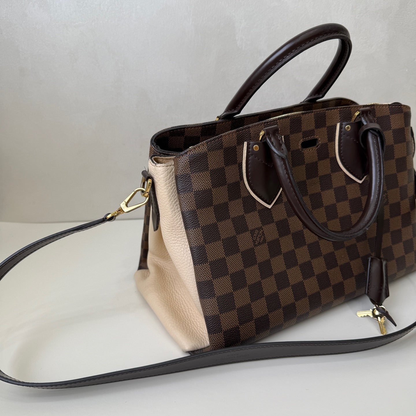Louis Vuitton - Normandie - Coated canvas and Taurillon leather - Brown and Beige - (Medium)