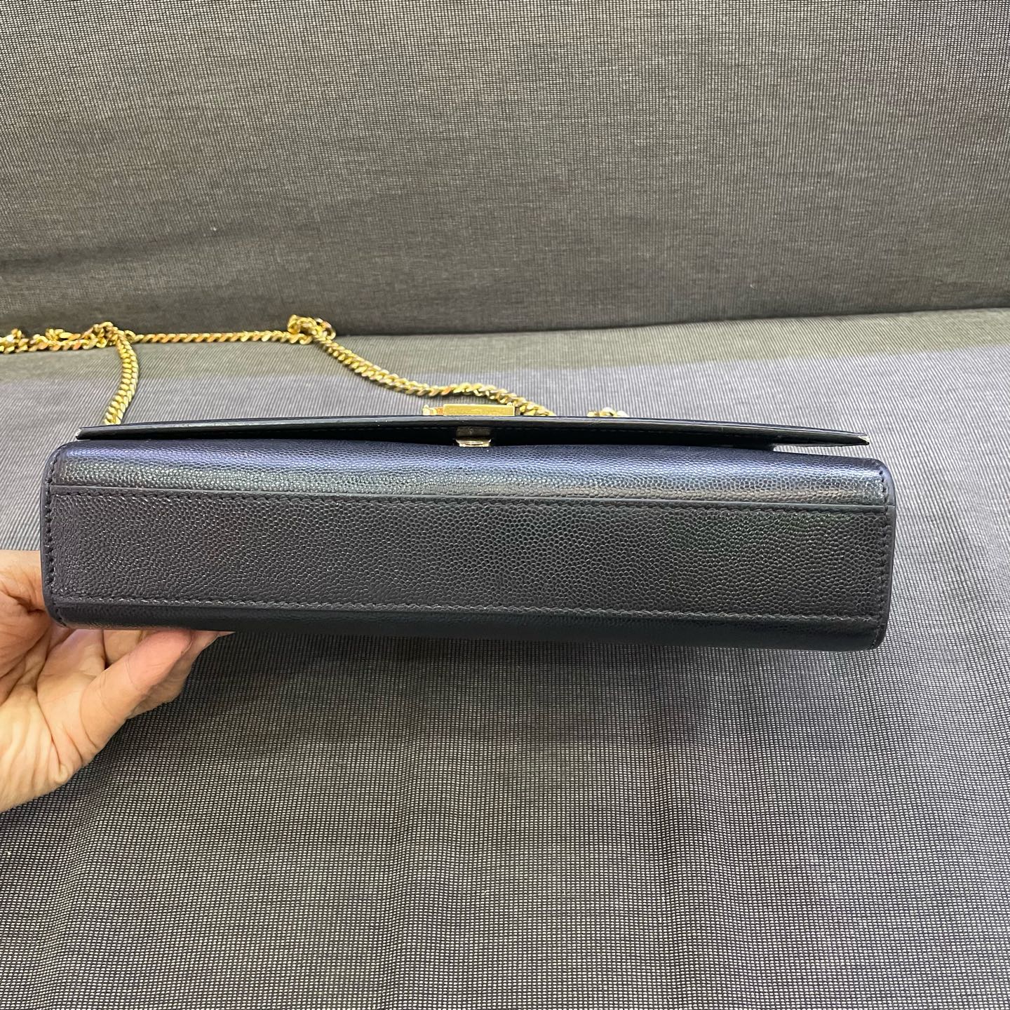 Saint Laurent - Cassandra Chain Wallet - Grained leather - Black - (small)