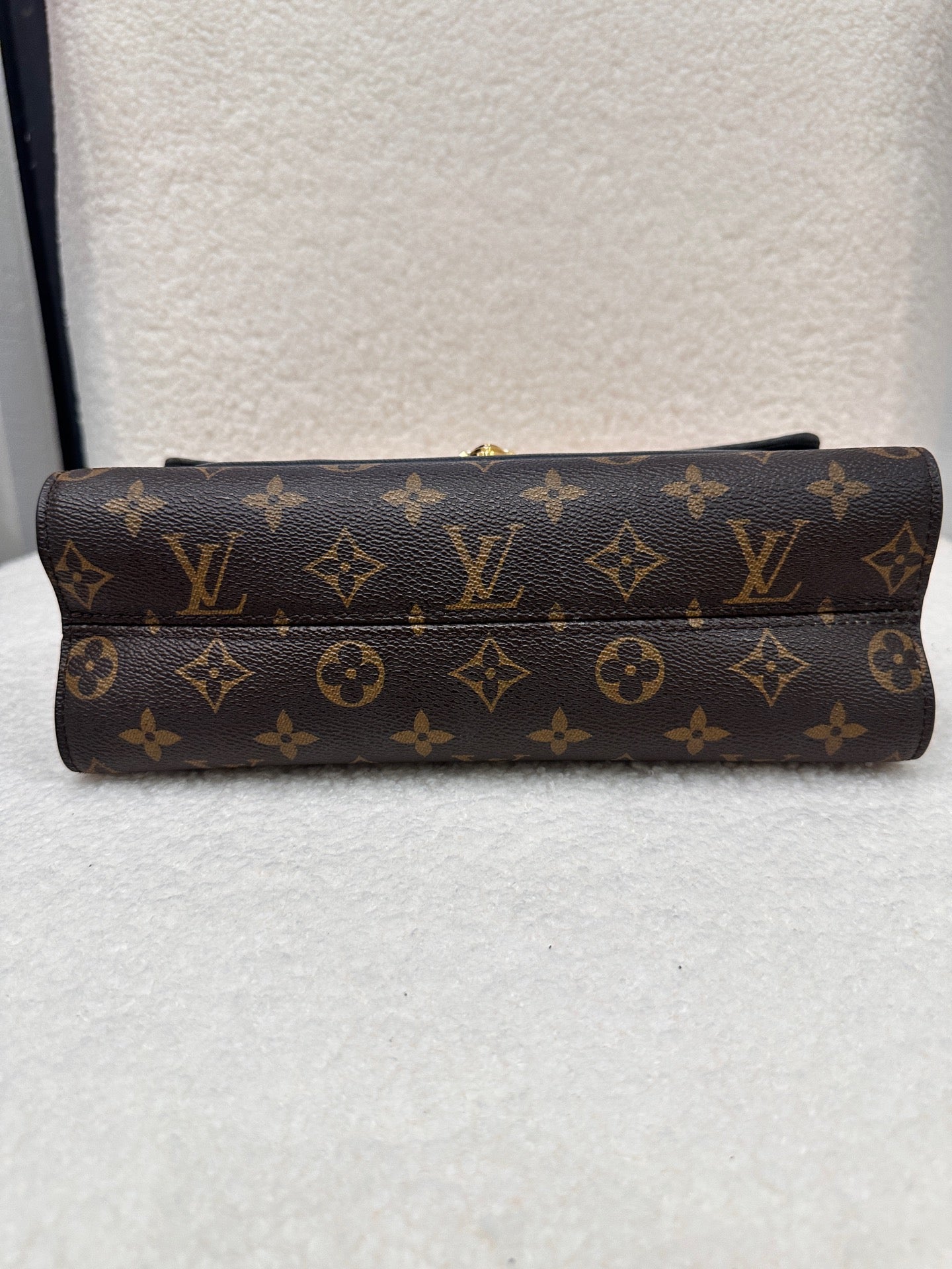 Louis Vuitton - Victoria Chain Bag - Monogram coated canvas with grained leather - Brown and Black - (small)