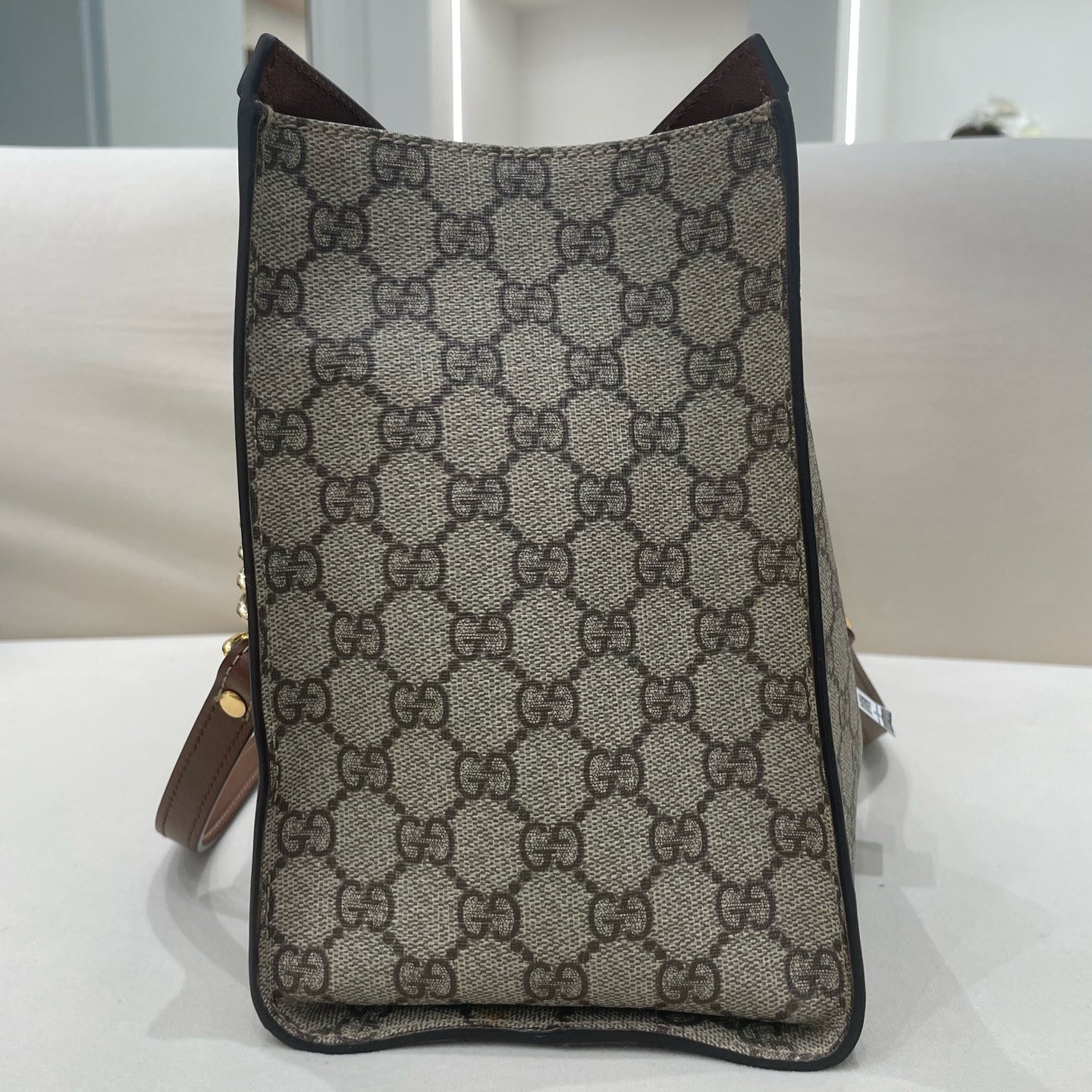 Gucci - Padlock Medium Top Handle Bag - GG Supreme canvas with leather trim - Brown - (medium)