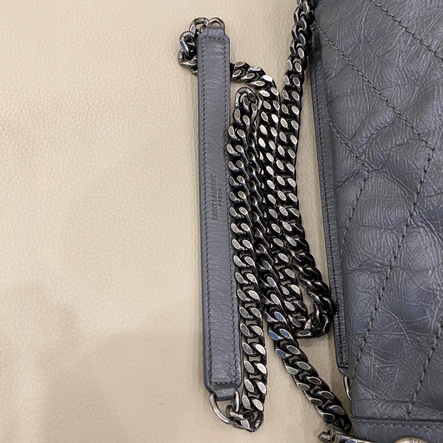 Saint Laurent - Niki Medium - Crinkled waxed calfskin leather - Grey - (Medium)