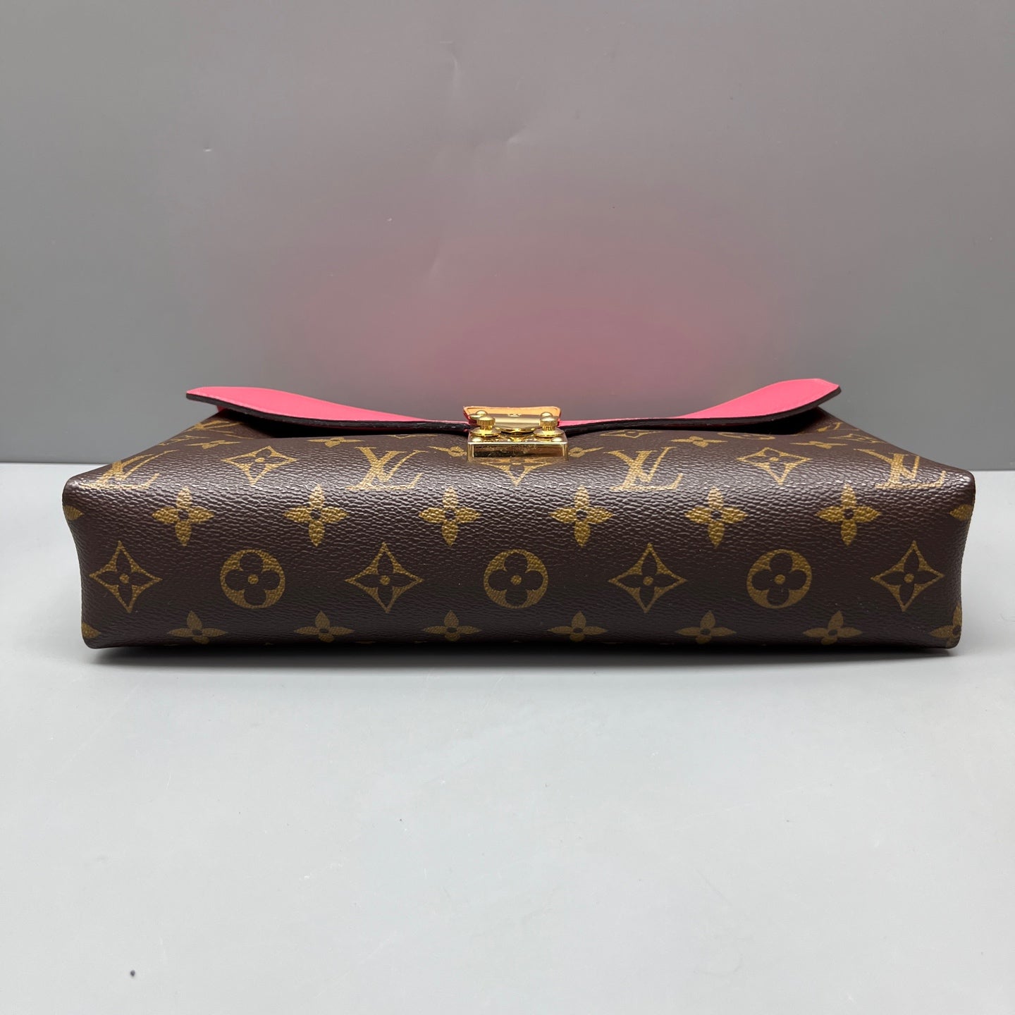 Louis Vuitton - Pallas Chain - Monogram Canvas and Leather - Multicolour - (medium)