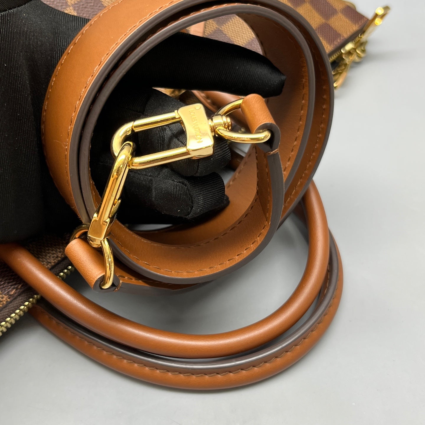 Louis Vuitton - Siena Tote MM - Damier Ebène coated canvas with cowhide leather trim - Brown - (medium)