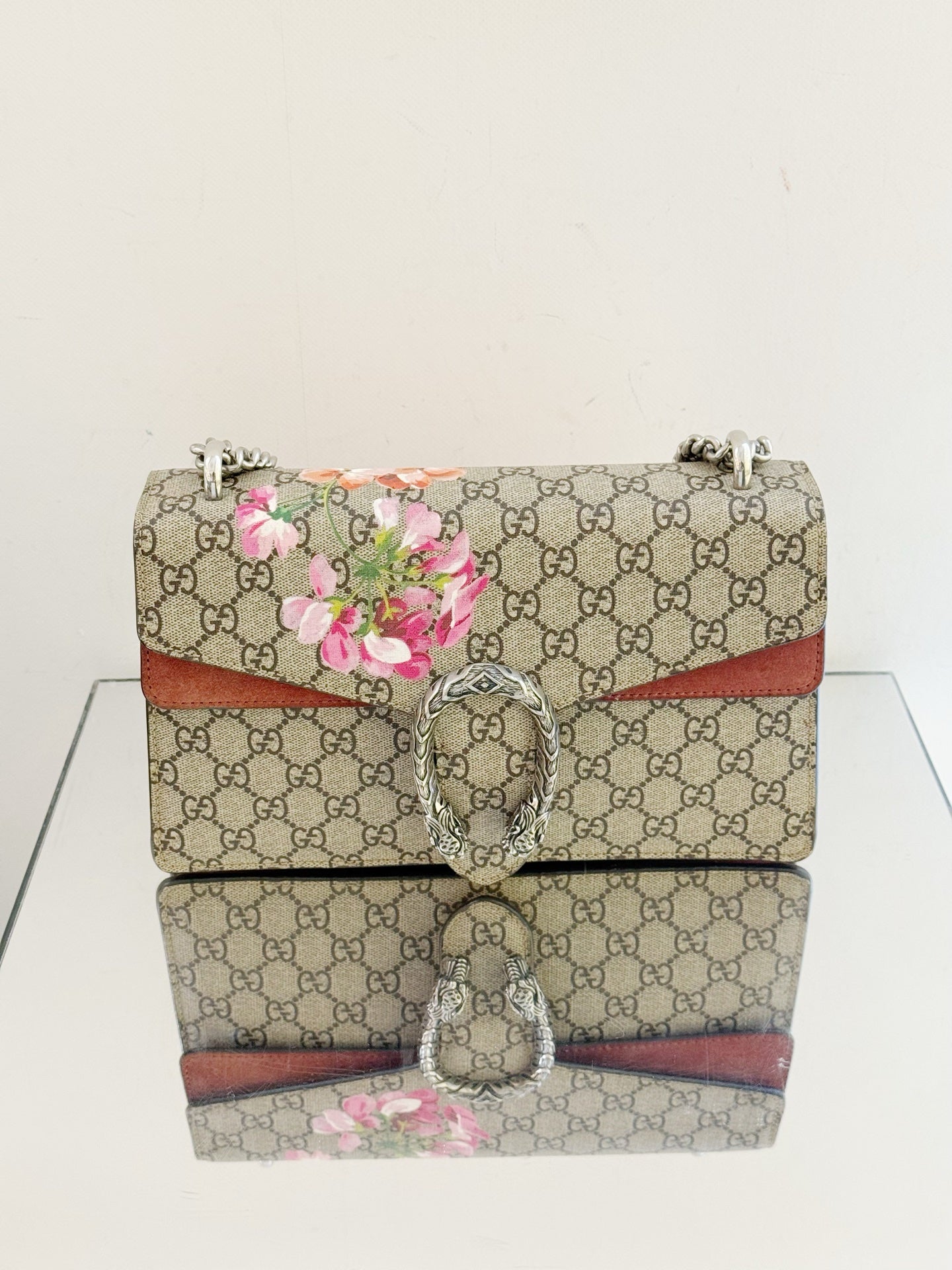 Gucci - Dionysus Shoulder Bag with Geranium Print - GG Supreme canvas with suede trim - Multicolour - (Medium)