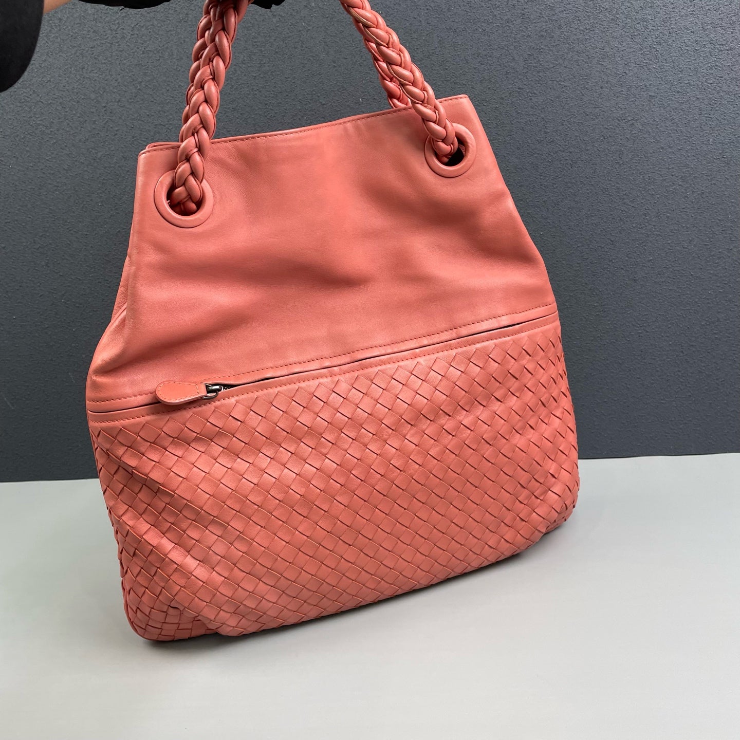 Bottega Veneta - Intrecciato Tote Bag - Leather - Pink - (Large)