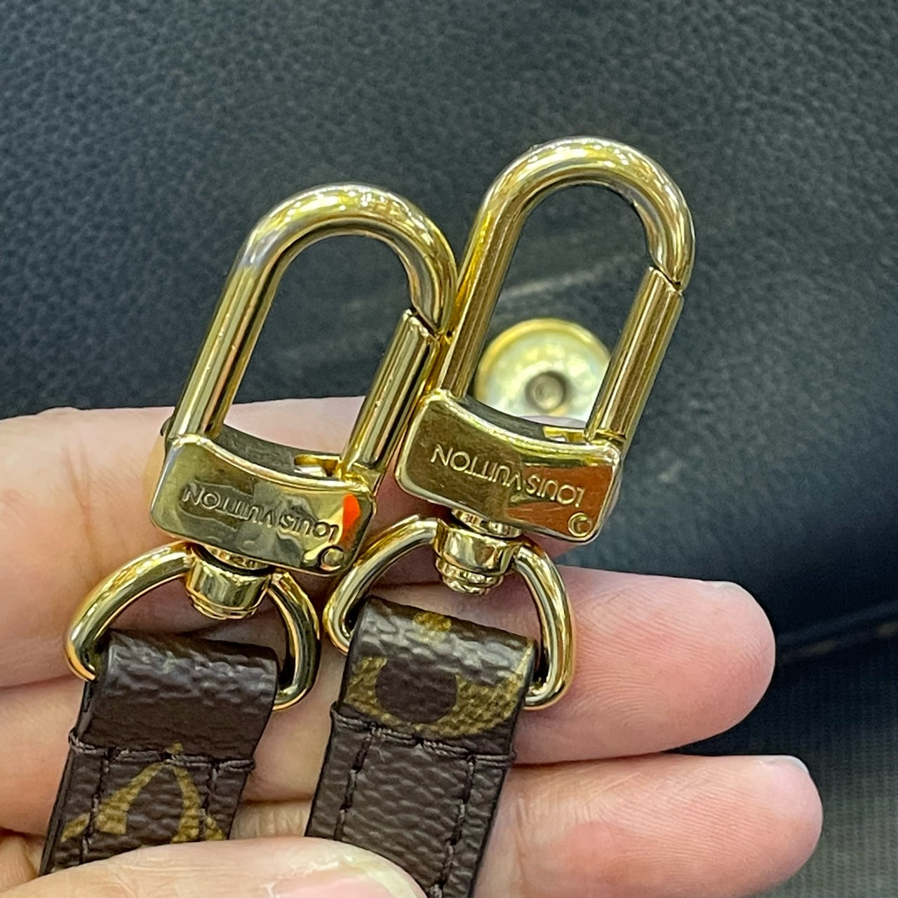 Louis Vuitton - Marignan - Monogram coated canvas and grained leather - Brown and Black - (Medium)