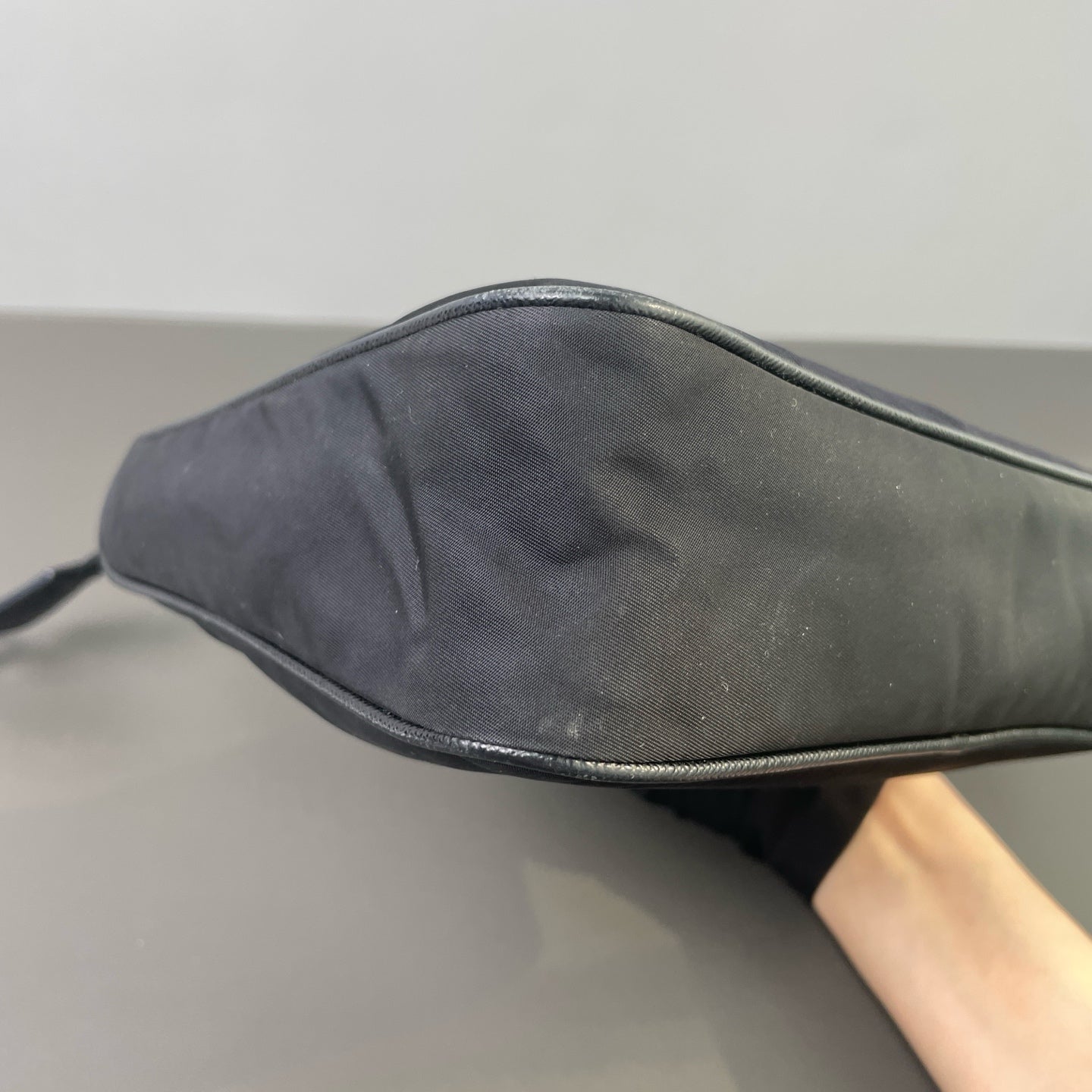 Prada - Re-Edition 2005 Nylon Shoulder Bag - Nylon and Leather - Black - (mini)