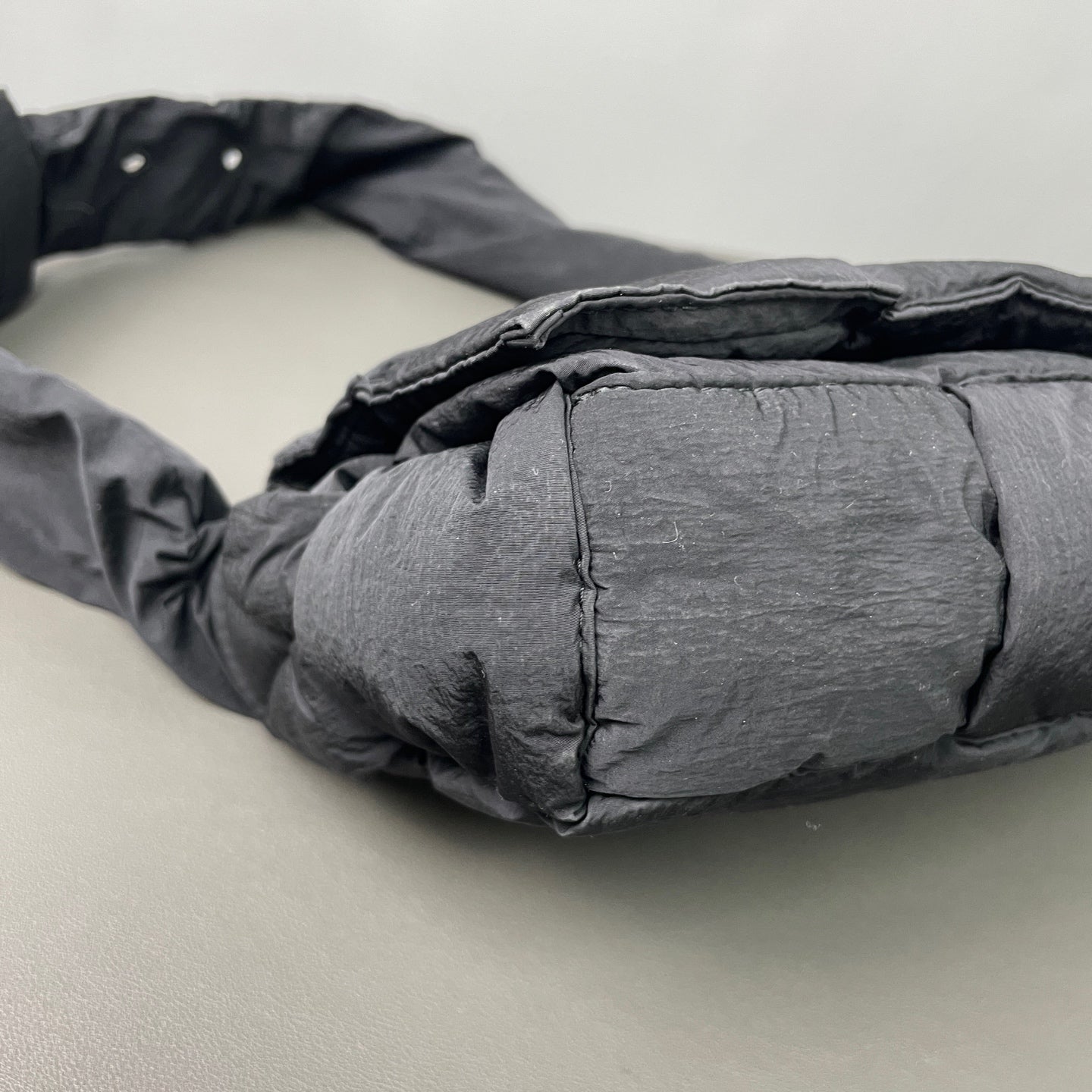 Bottega Veneta - Pillow Bag - Polyamide - Black - (Medium)