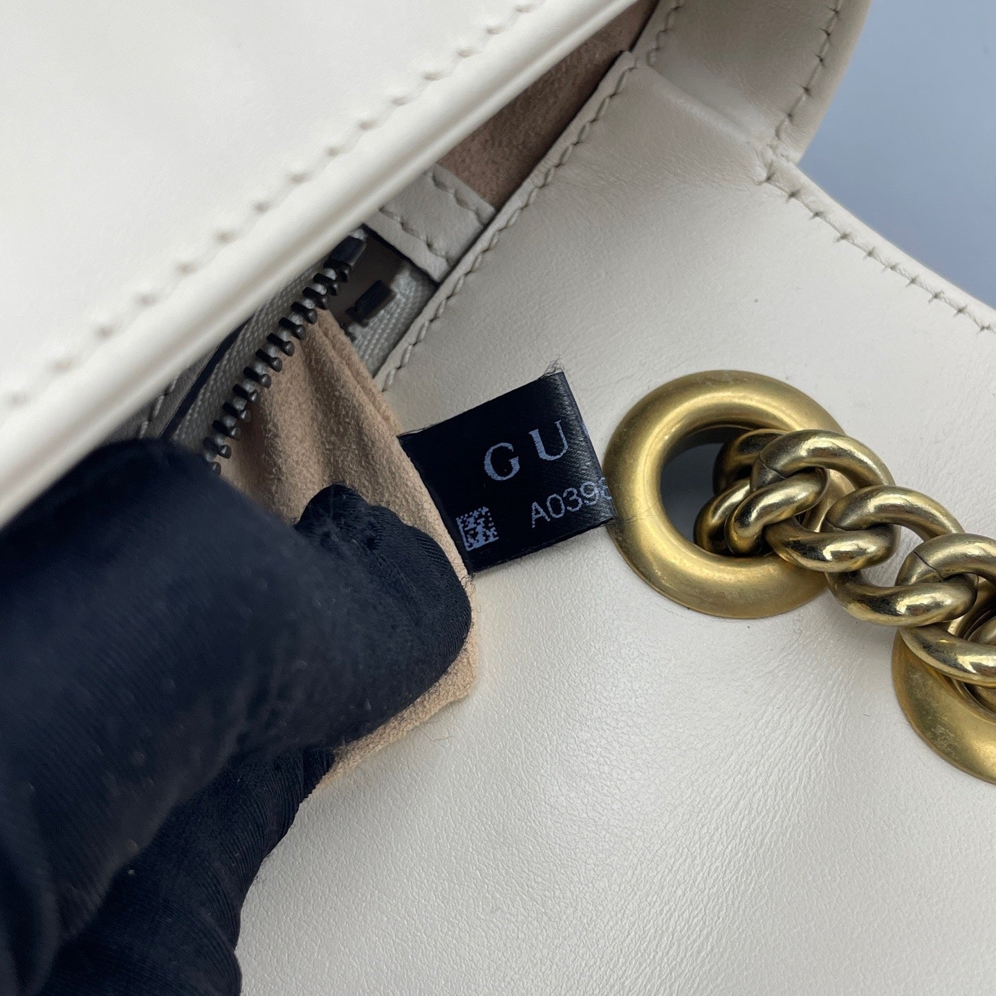 Gucci - GG Marmont Small Shoulder Bag - Leather - White - (small)