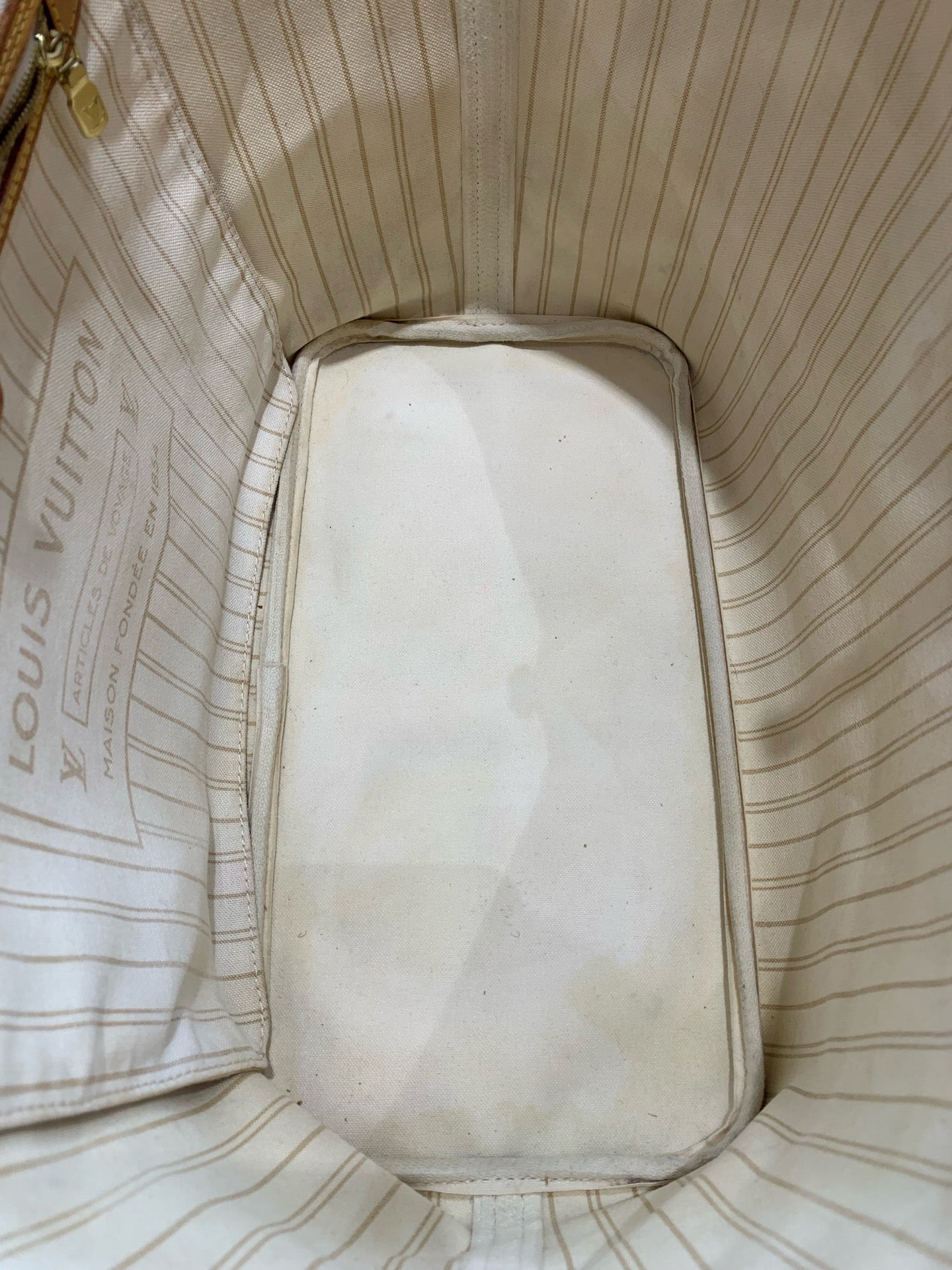 Louis Vuitton - Neverfull MM - Damier Azur coated canvas with natural cowhide leather (Vachetta) trim - White - (Medium)